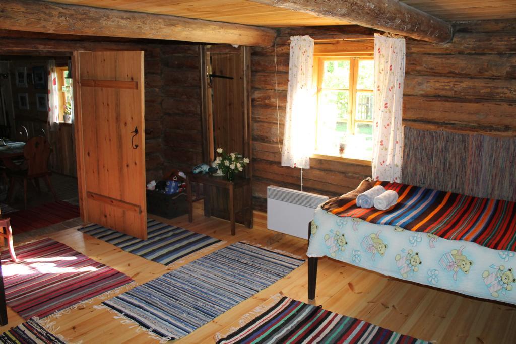 Maenni Summerhouse Kassari Habitación foto